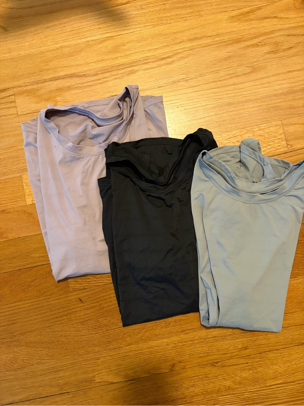 Perforated t shirt UPF size medium